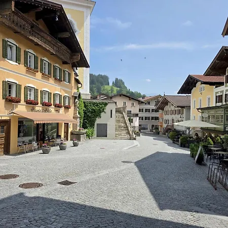 Hopfgarten Alpin Living 4 *