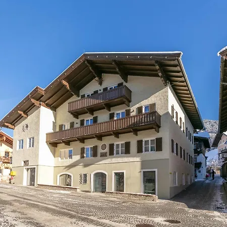 Hopfgarten Alpin Living 4 *